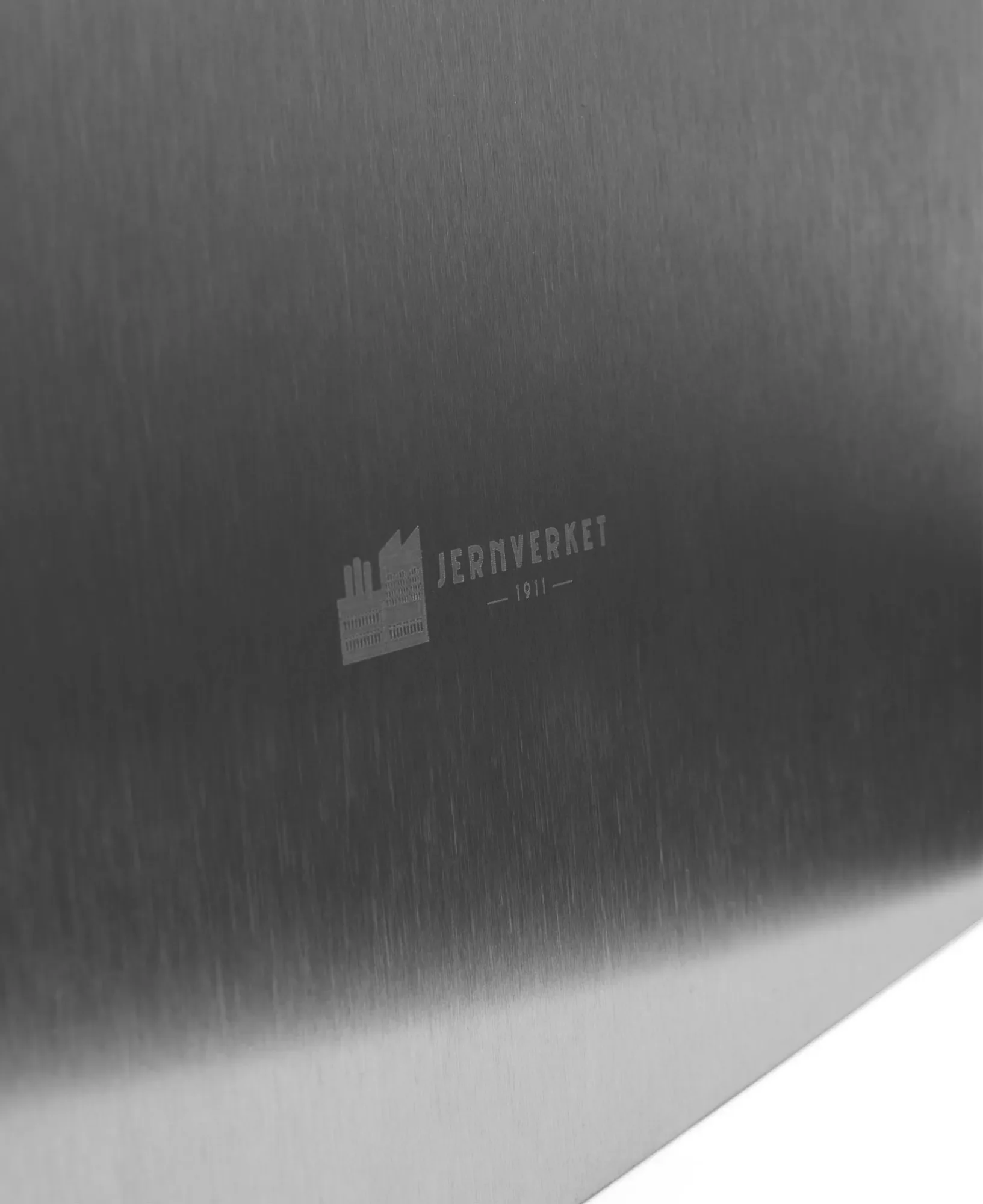 Snygg serveringsbräda i rostfritt stål från Jernverket - Image 4