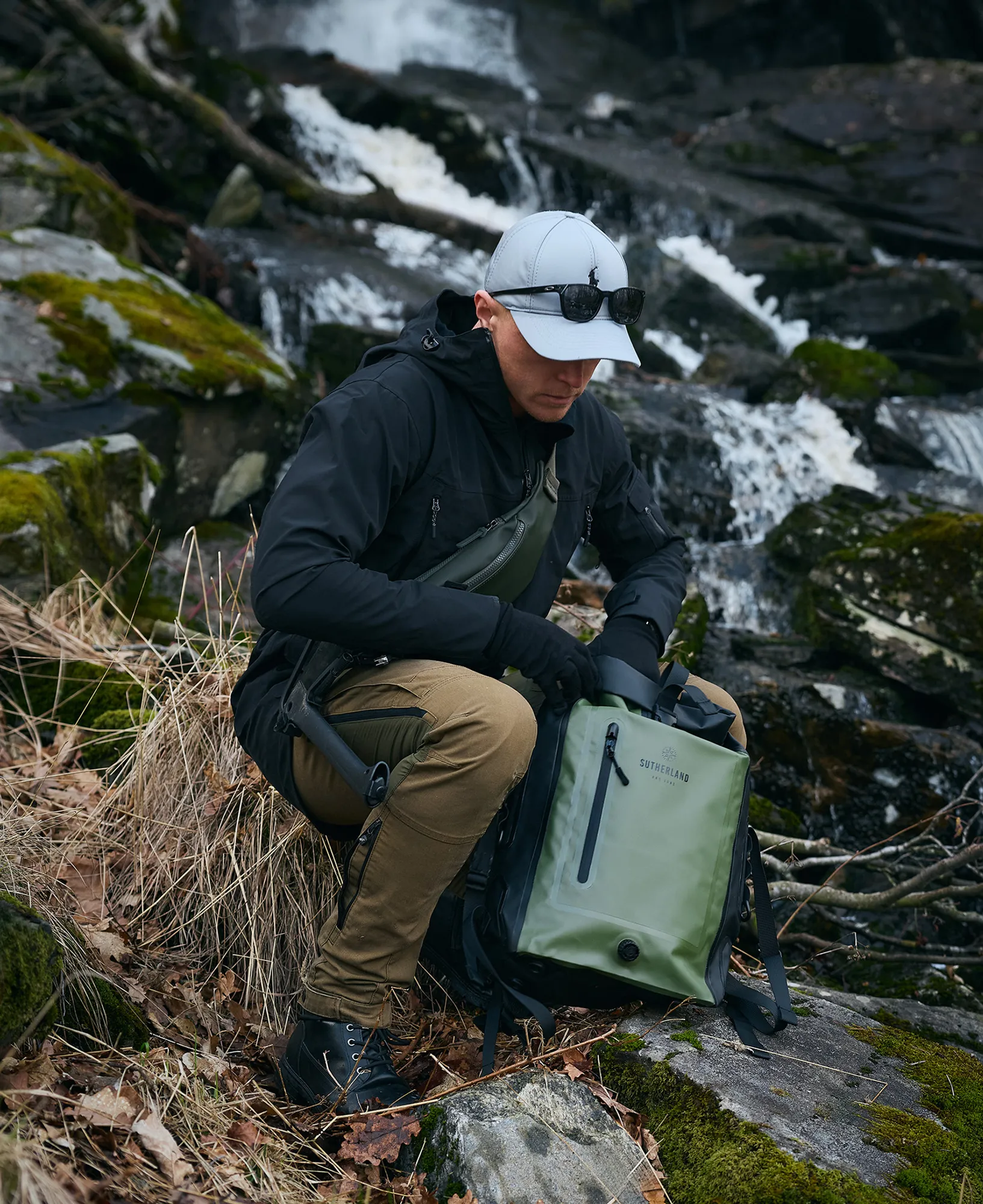 Sutherland & Sons Urban PU Backpack - Green - Image 8