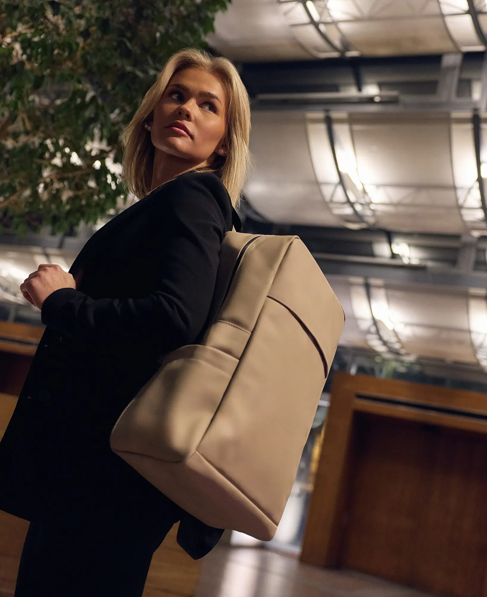 Sutherland & Sons Urban PU Backpack - Macchiato - Image 5