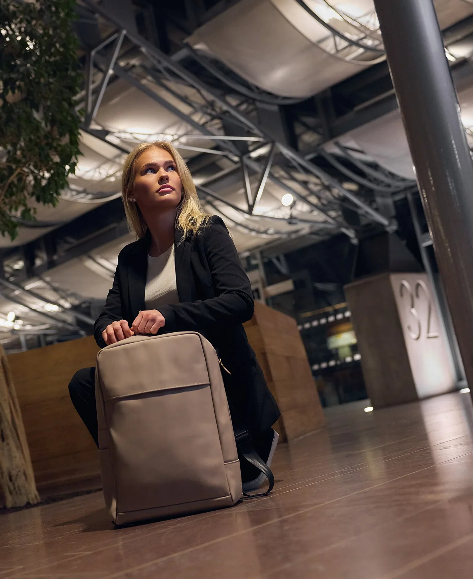 Sutherland & Sons Urban PU Backpack - Macchiato - Image 8